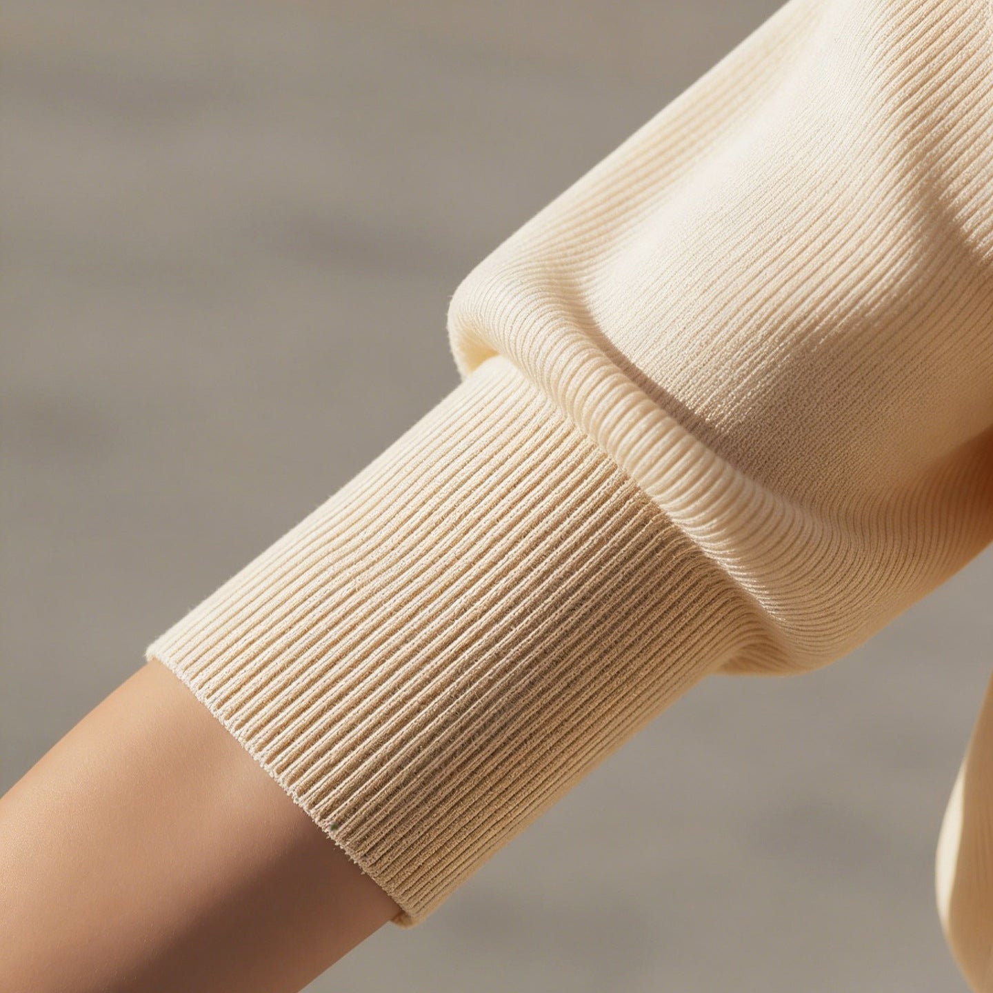 Womens Short-sleeved Knit Top Elegant Solid-color Slim-fit Sweater