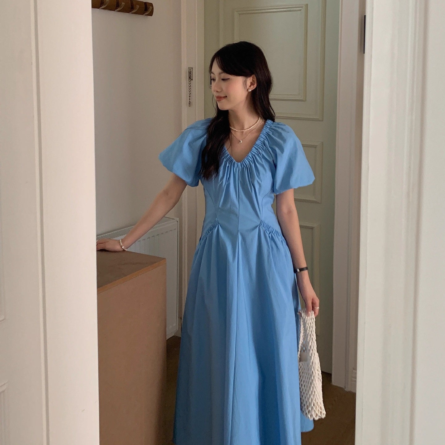 Womens Casual V-Neck Dress With Puff Sleeves