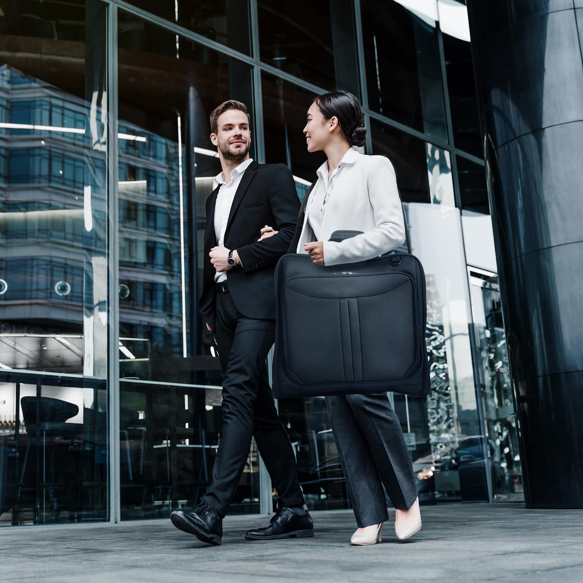 Mens And Womens Short Trip Business Travel Garment
