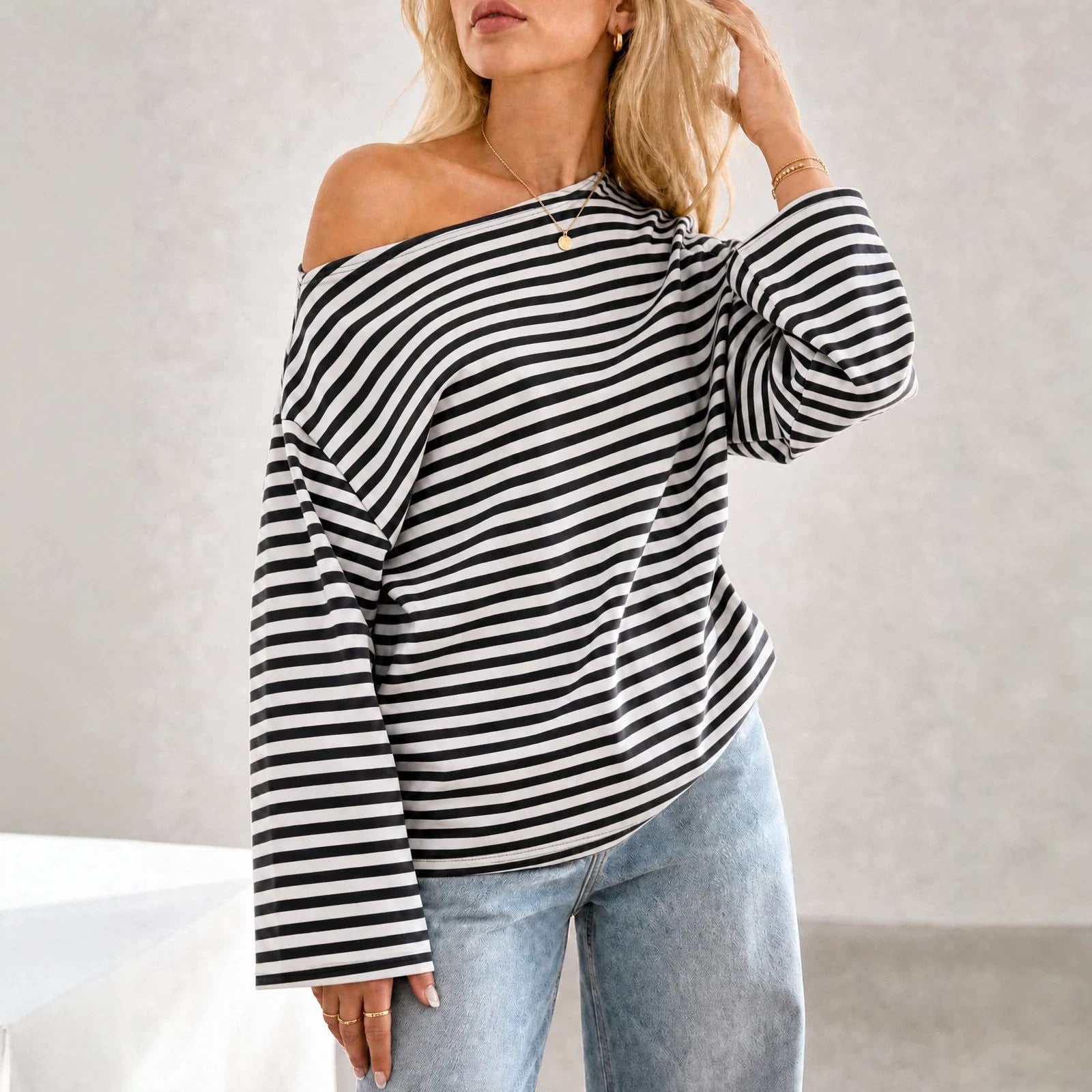 Round Neck Striped Contrast Color Long Sleeves