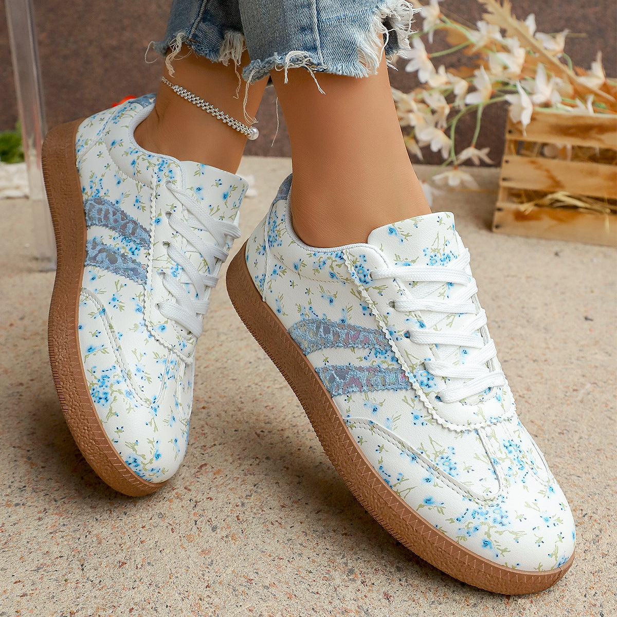 Casual Versatile Low-top Sneakers Fashionable Womens Flats