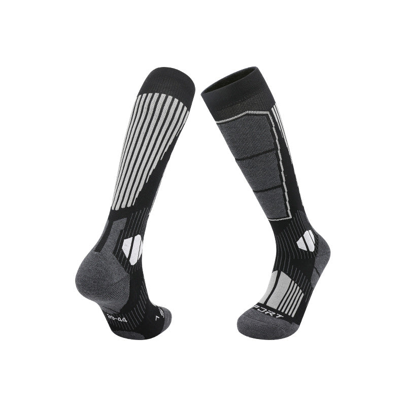 Thickening Of Professional Ski Socks In Winter